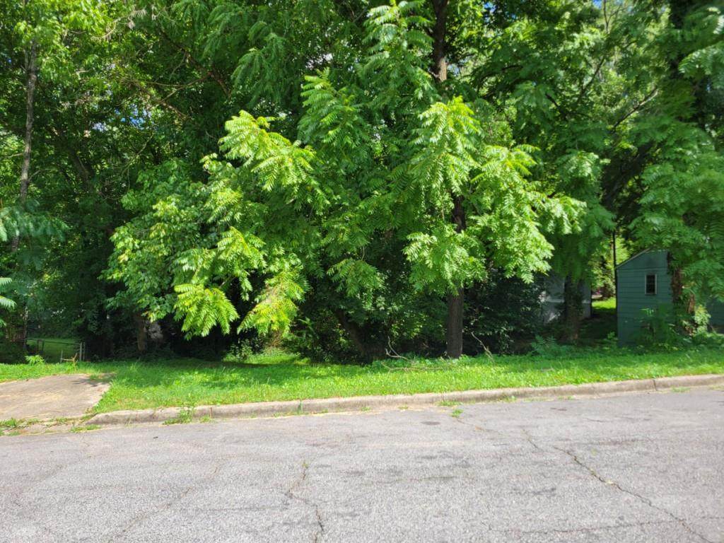 1360 Redford - Photo 1