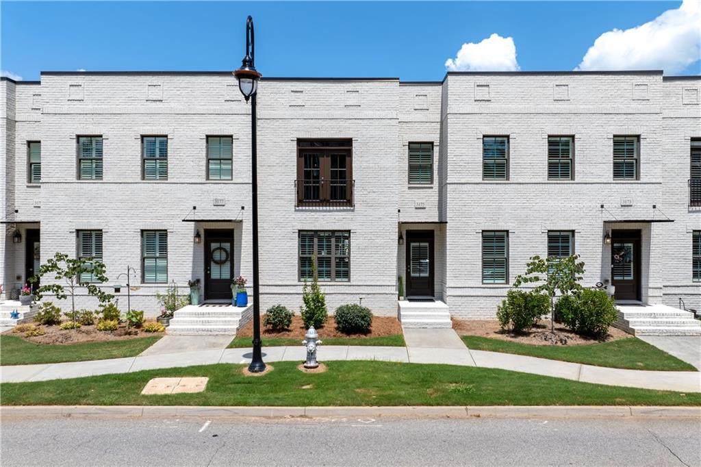 3175 Hill Street - Photo 1