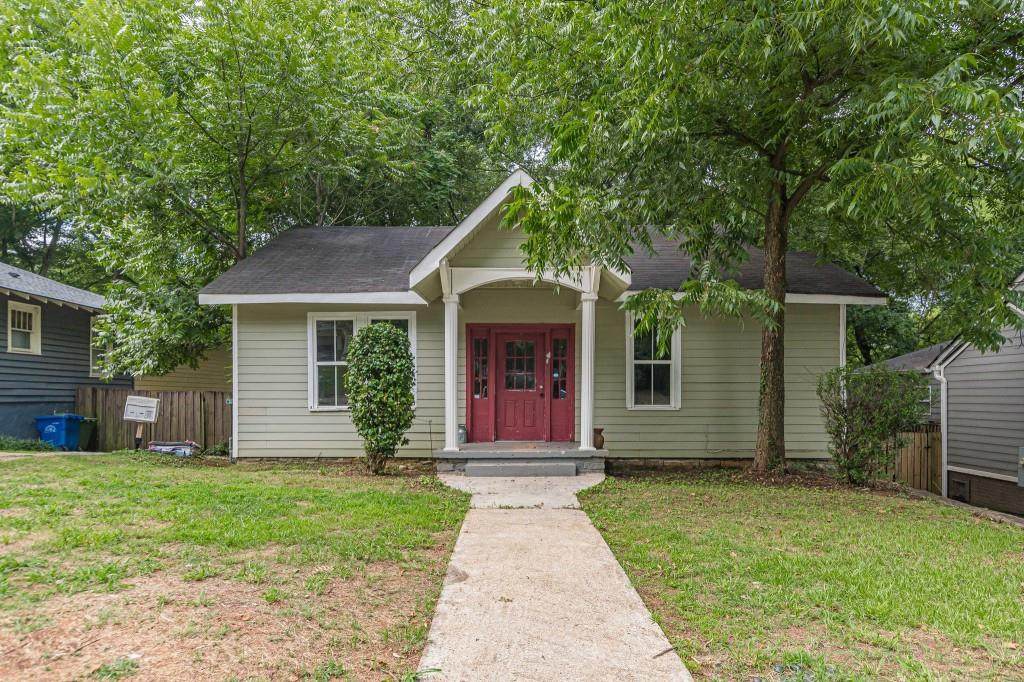 465 Robinson Avenue - Photo 1