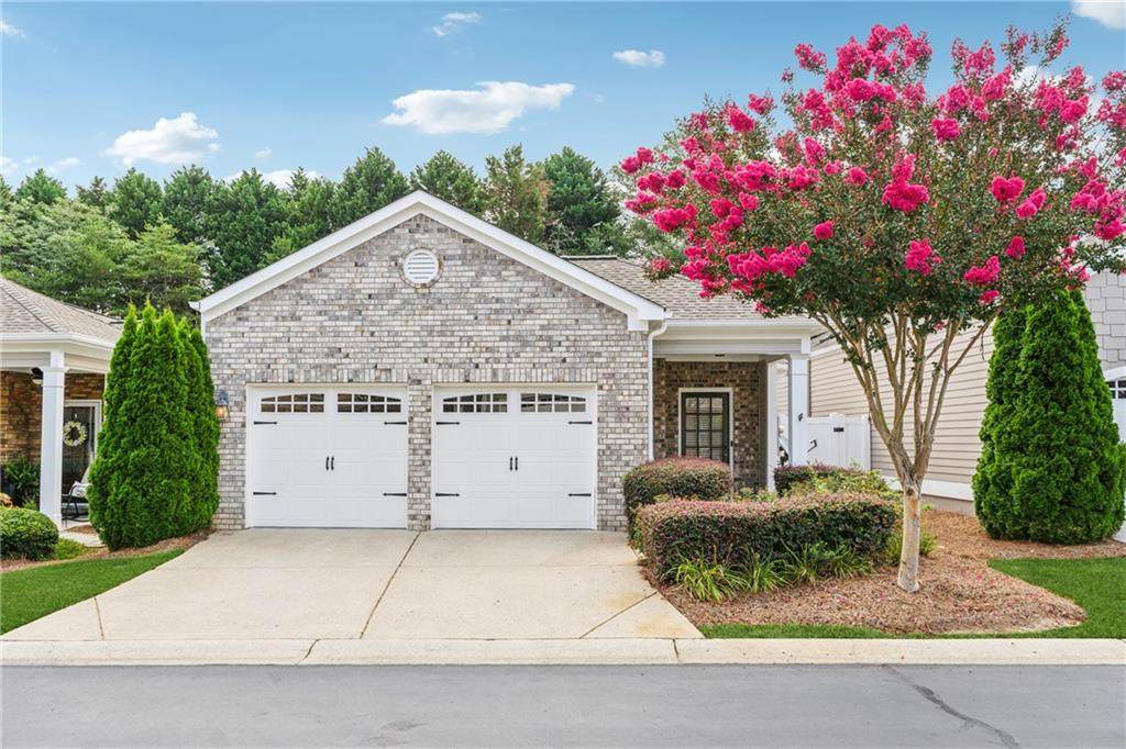 604 Abbey Drive - Photo 1