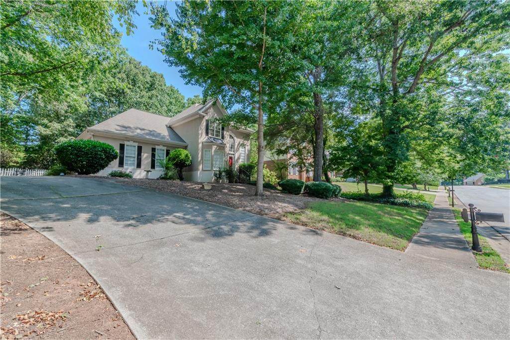 1111 Lake Washington Drive - Photo 1