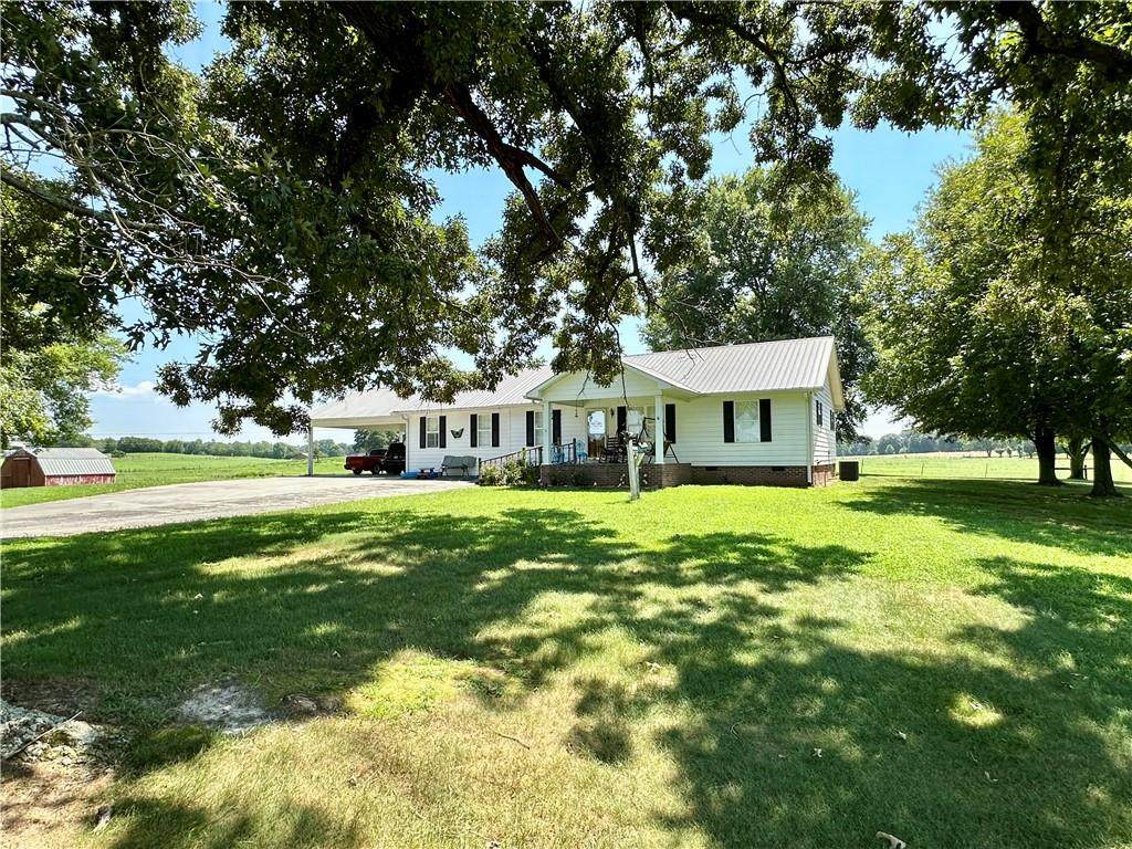715 Beason Road - Photo 1