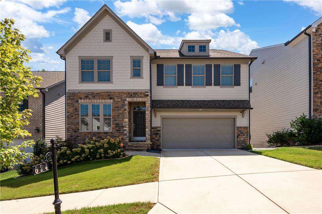 624 Eagles Landing - Photo 1