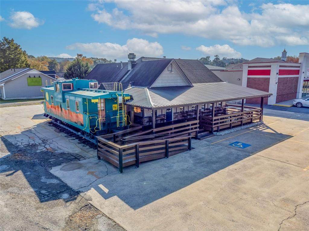 406 Piedmont Avenue - Photo 1