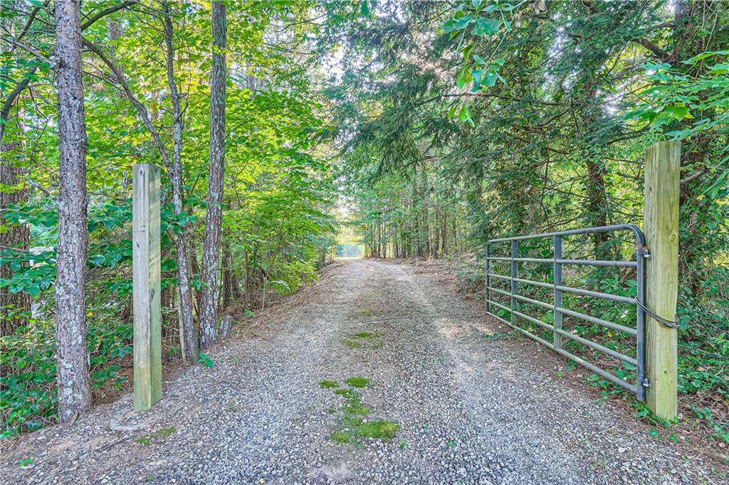 1565 Dr Bramblett Road - Photo 1