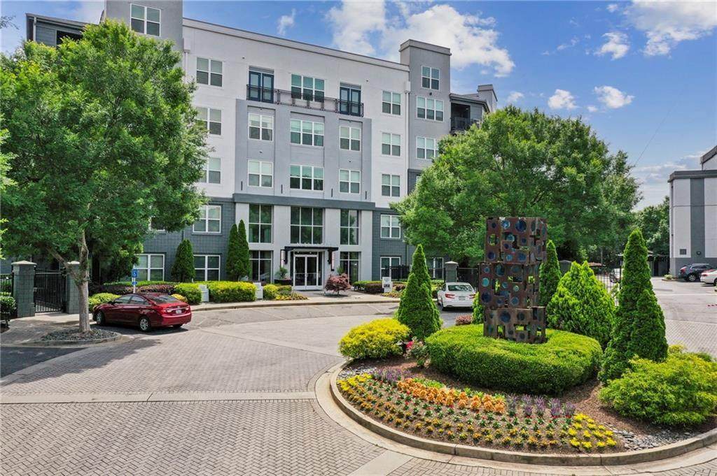 747 Ralph Mcgill Boulevard - Photo 1
