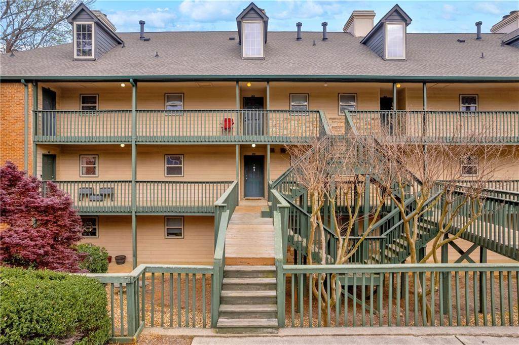 113 Brittany Court - Photo 1