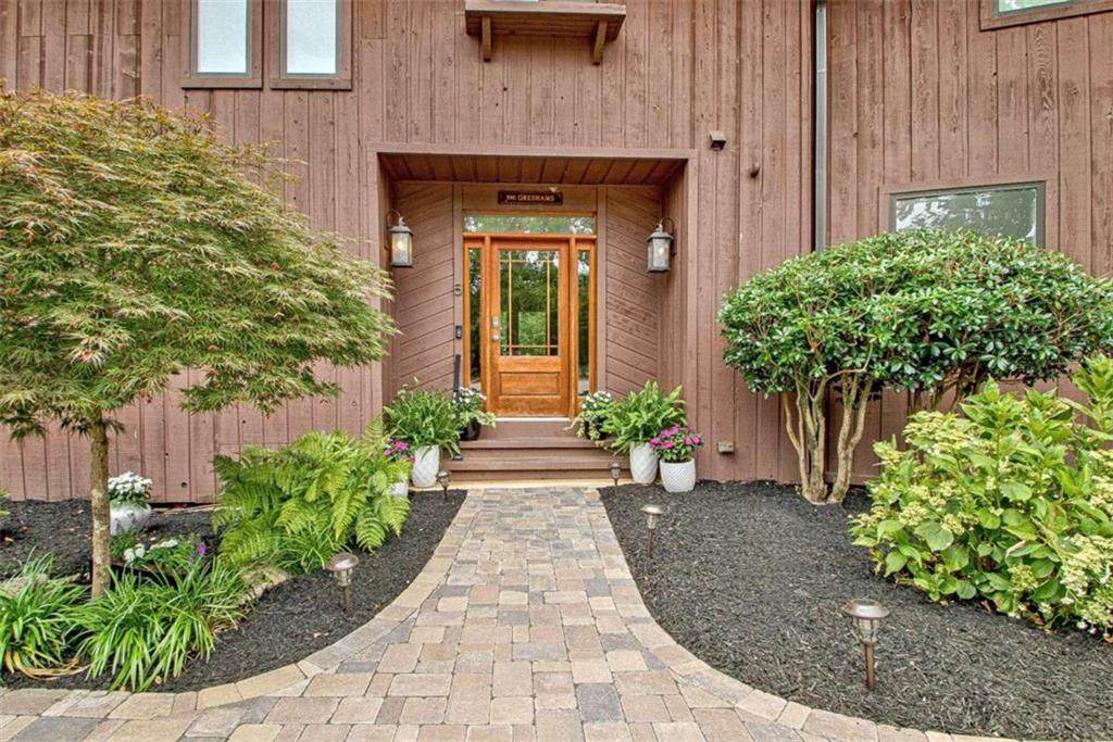 5 Northlake Circle - Photo 1