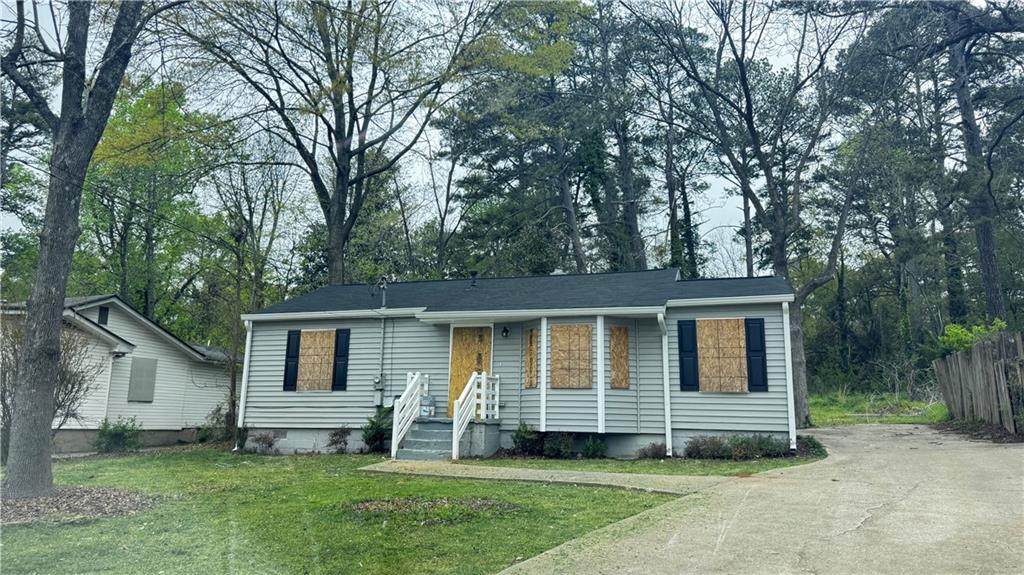 4262 Lindsey Drive - Photo 1