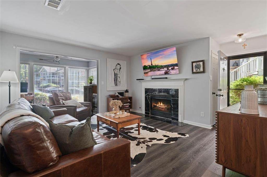 401 Berkeley Woods Drive - Photo 1