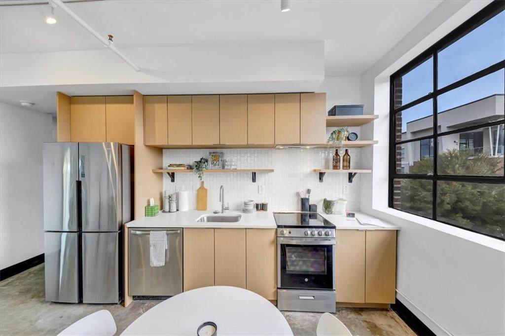 1805 Harvard Avenue - Photo 1
