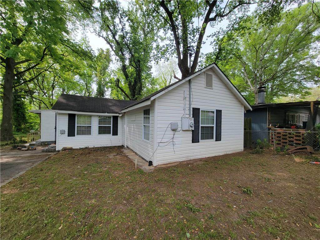 2940 Grand Avenue - Photo 1