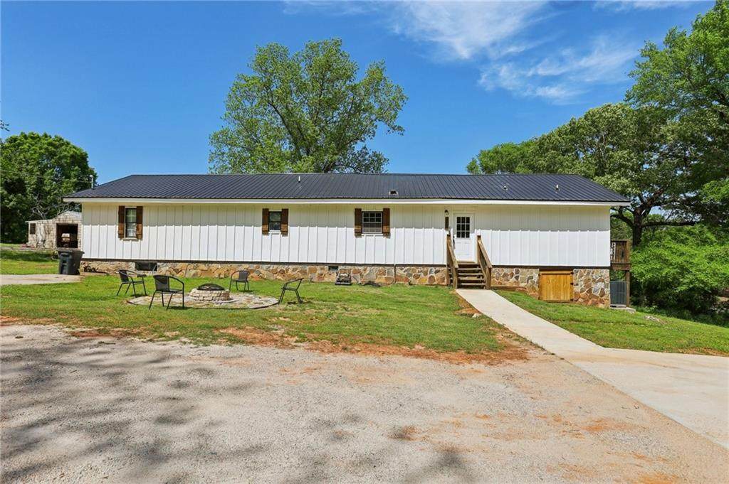 1060 Stephen Street - Photo 1