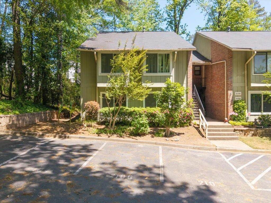 2102 Palmyra Drive - Photo 1