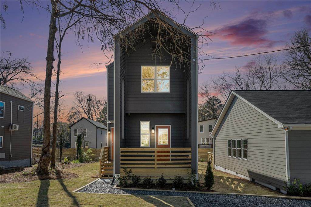 100 Dahlia Avenue - Photo 1