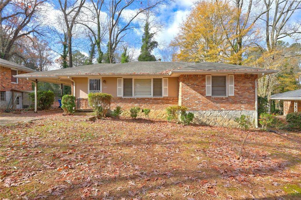 1815 Windsor Drive - Photo 1