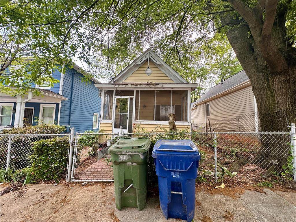 712 Garibaldi Street - Photo 1