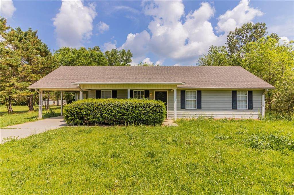 67 Jennifer Lane - Photo 1