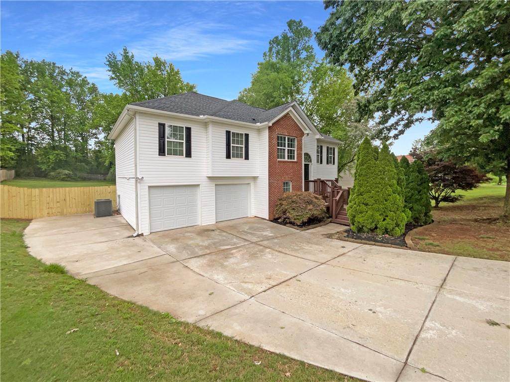 585 Bailey Drive - Photo 1