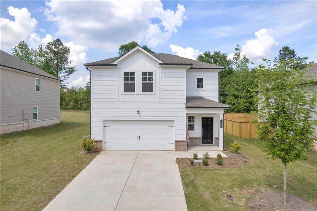 828 Evergreen Road - Photo 1