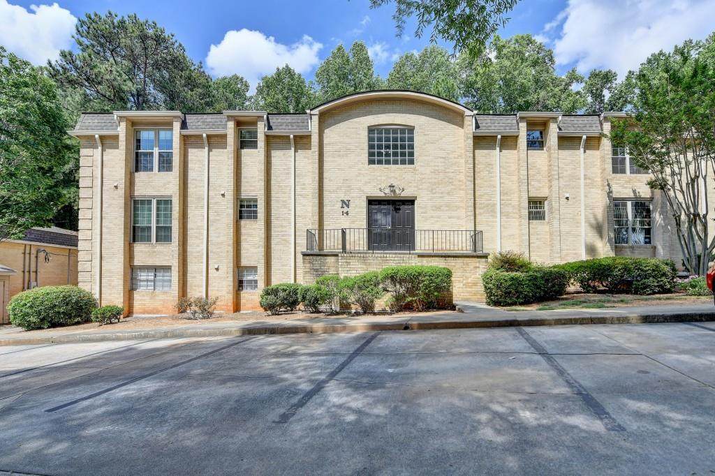 5400 Roswell Road - Photo 1