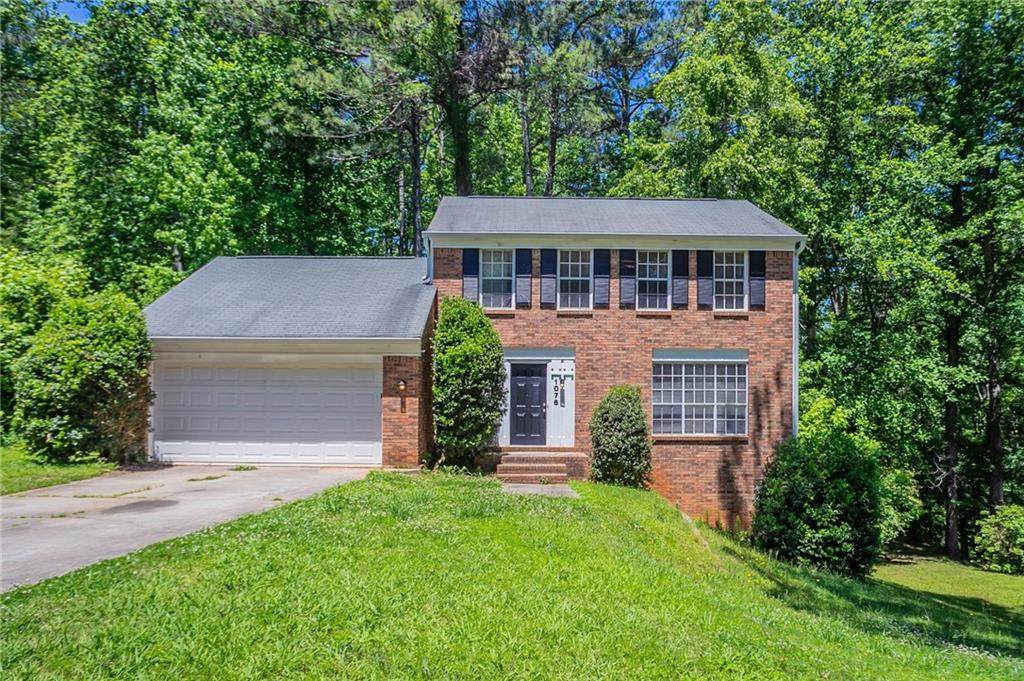 1076 Plantation Boulevard - Photo 1