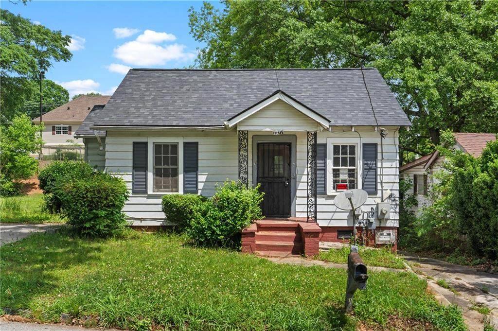 1377 Pine Avenue - Photo 1