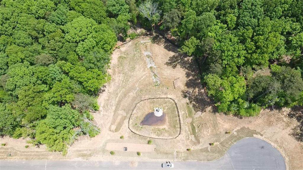 240 Thompson Trail - Photo 1