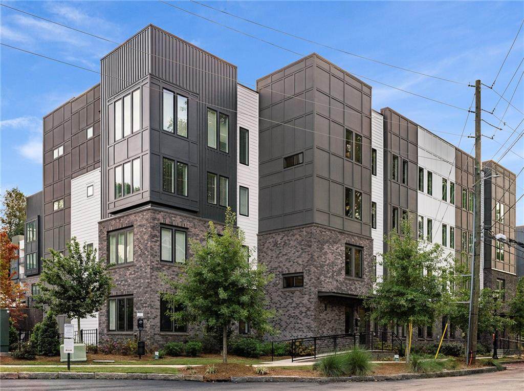 383 Grant Circle - Photo 1