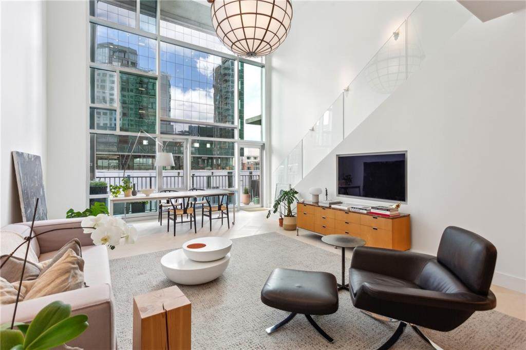 845 Spring Street - Photo 1