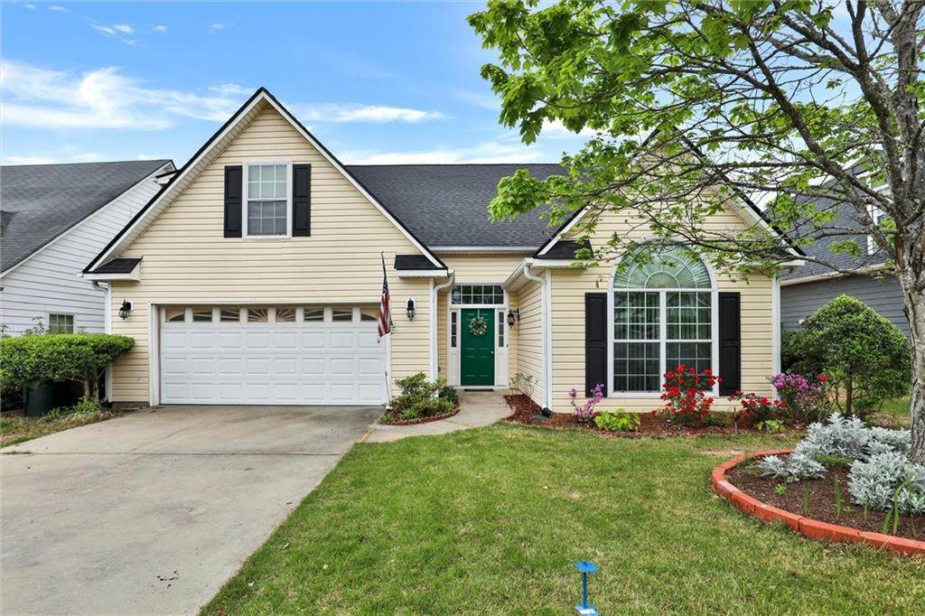 121 St Albans Way - Photo 1