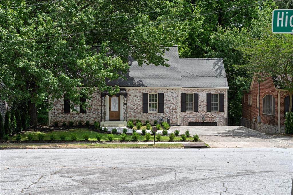 833 Martina Drive - Photo 1