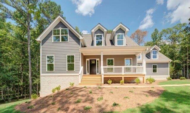 220 Nicklaus Circle - Photo 1