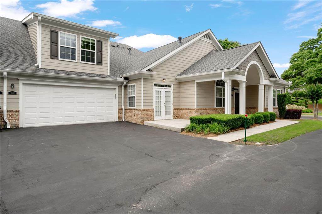 2561 Grapevine Circle - Photo 1