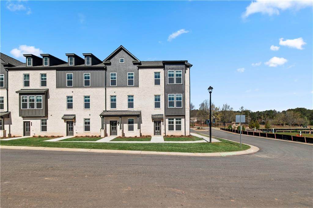 202 Daybreak Lane - Photo 1