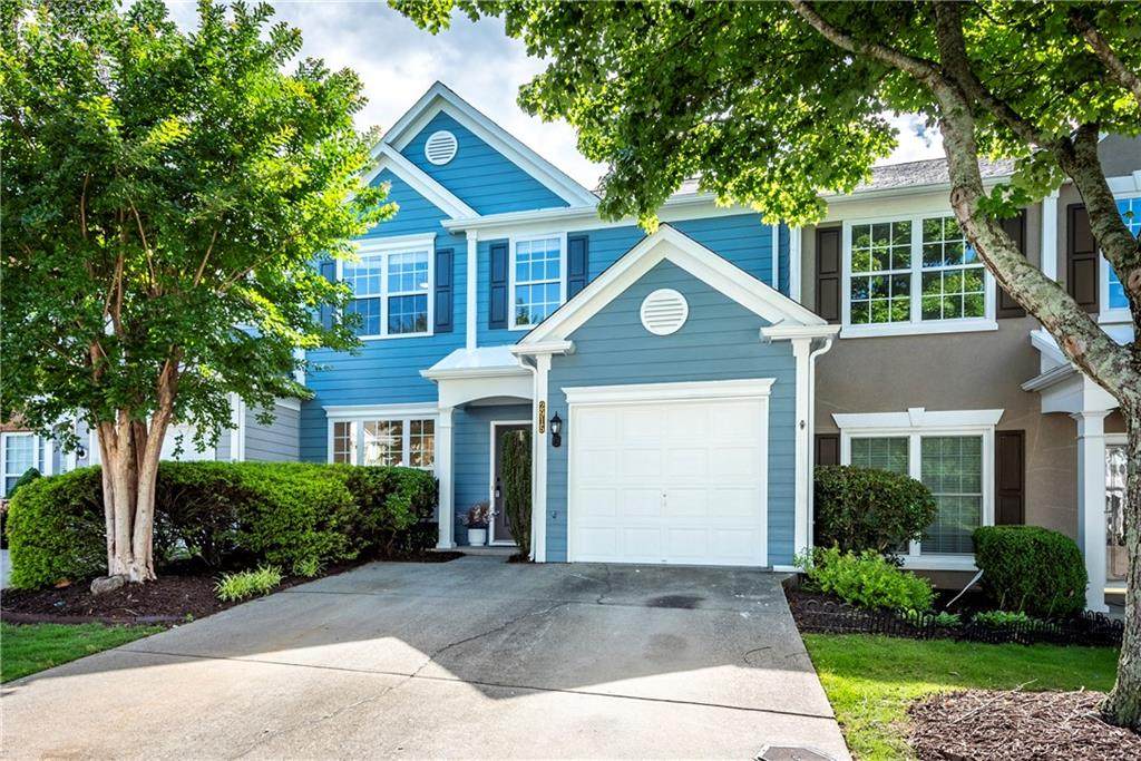 2915 Commonwealth Circle - Photo 1