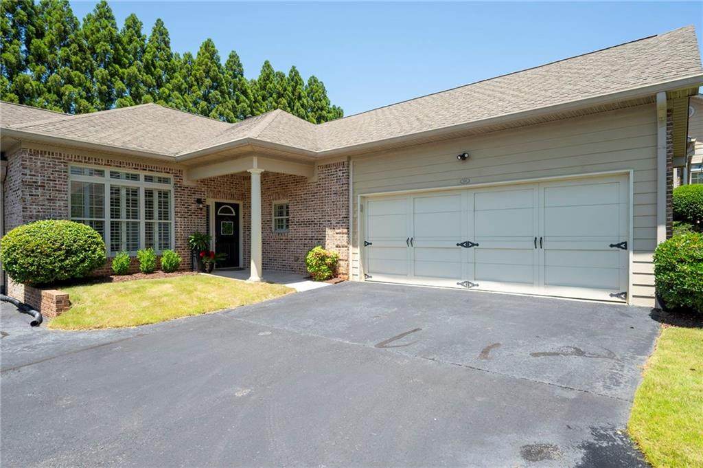 530 Mount Park Drive - Photo 1