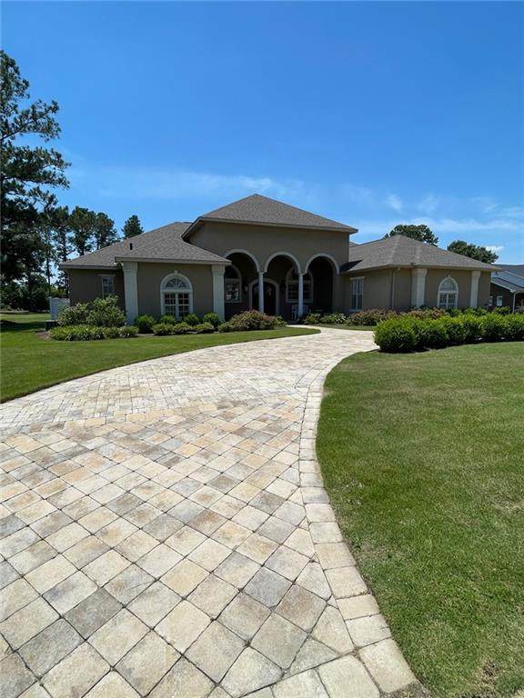 220 Pebble Beach Drive - Photo 1