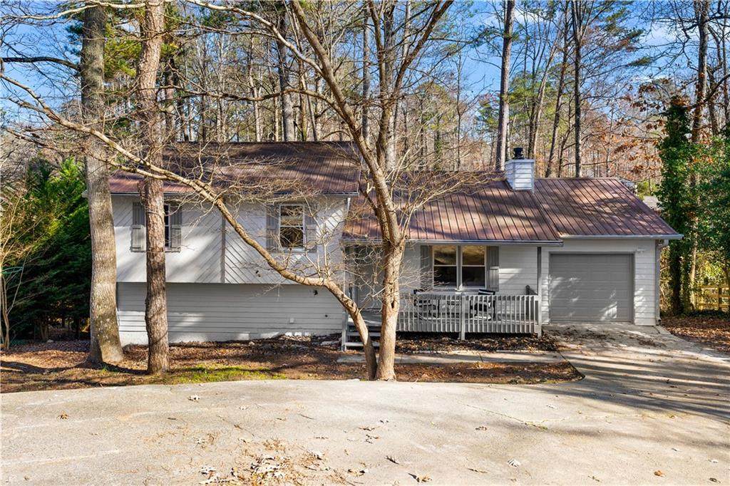 7000 Woodland Place - Photo 1