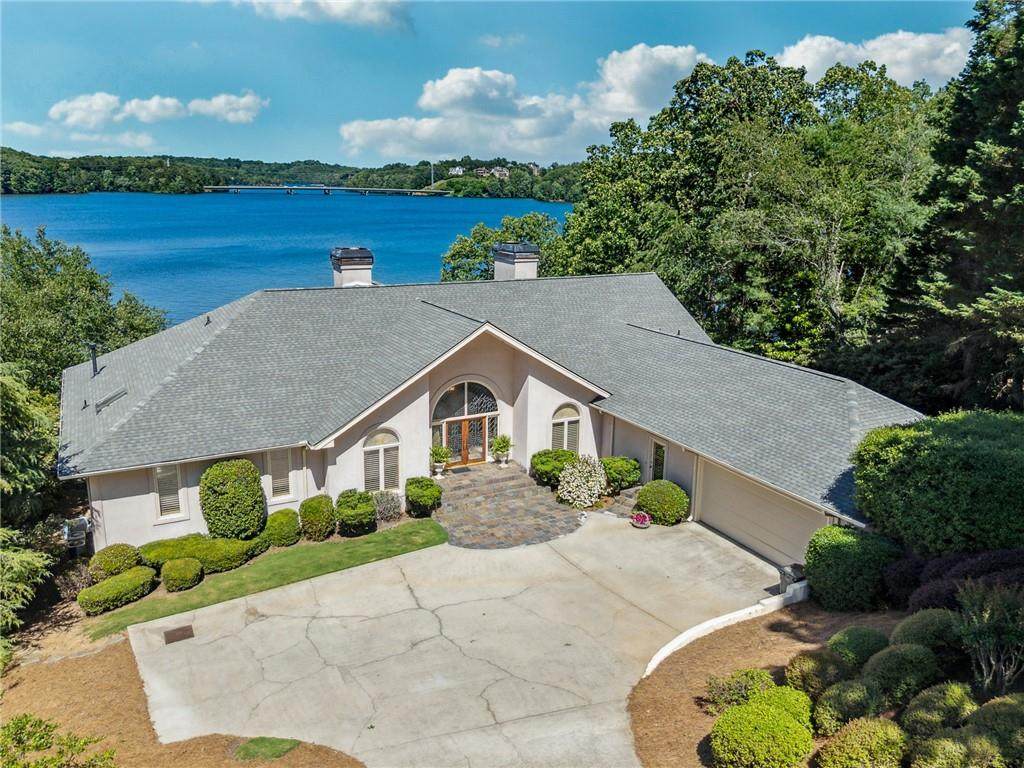 2917 Pointe Drive - Photo 1