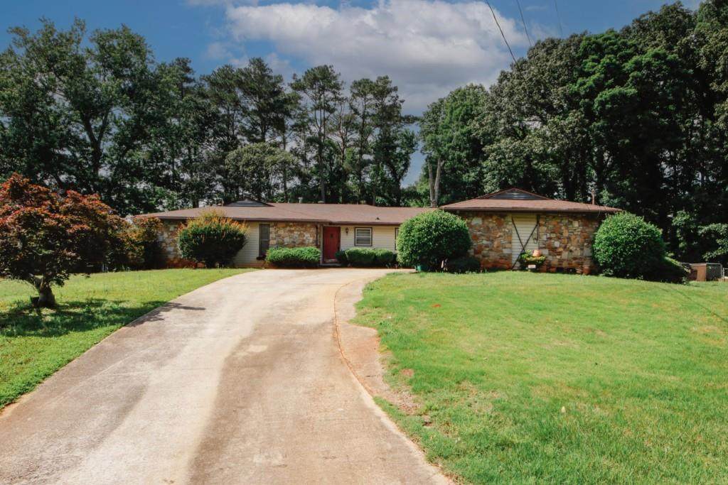 3257 Georgian Woods Circle - Photo 1