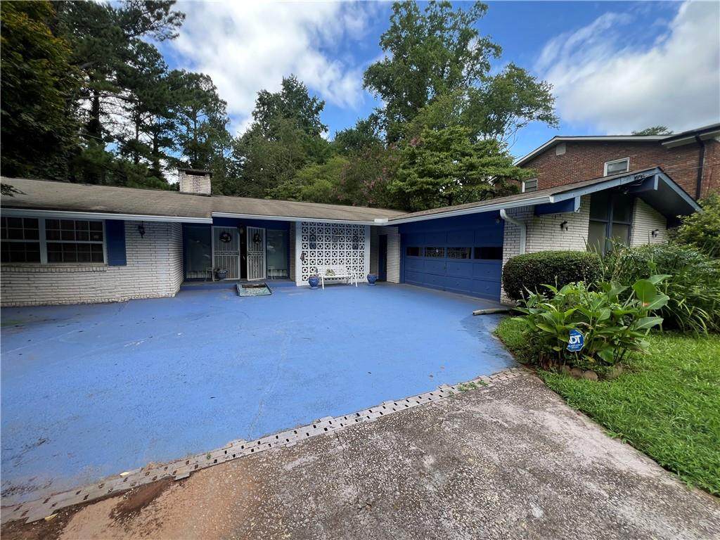 2323 Valleyside Drive - Photo 1