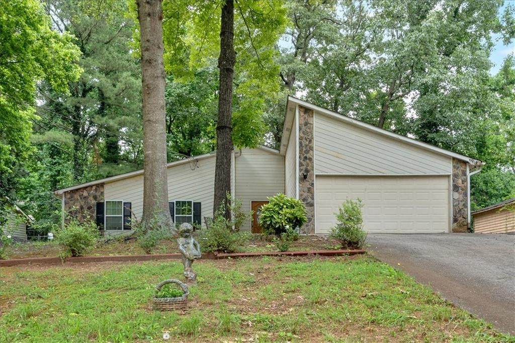 3902 Cedarwoods Way - Photo 1