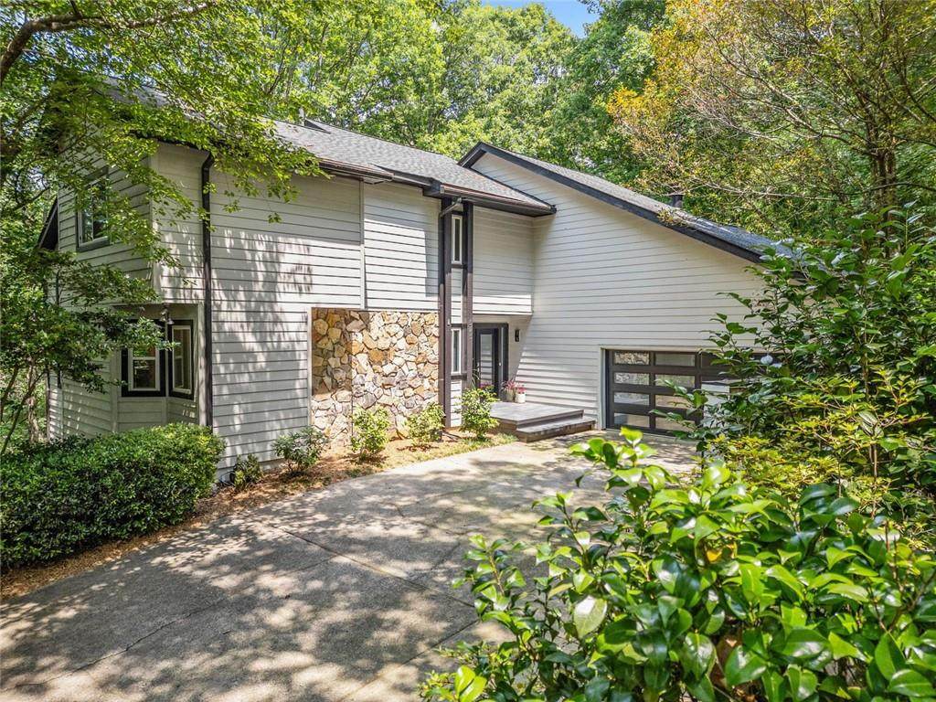 545 Matterhorn Way Way - Photo 1