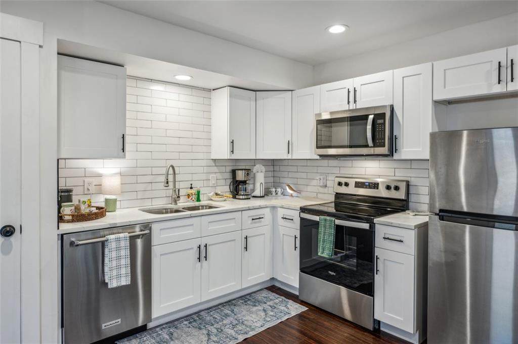 21 Willow Woods Road - Photo 1