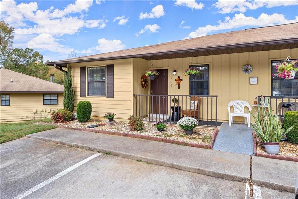 1101 New Horizon Street - Photo 1