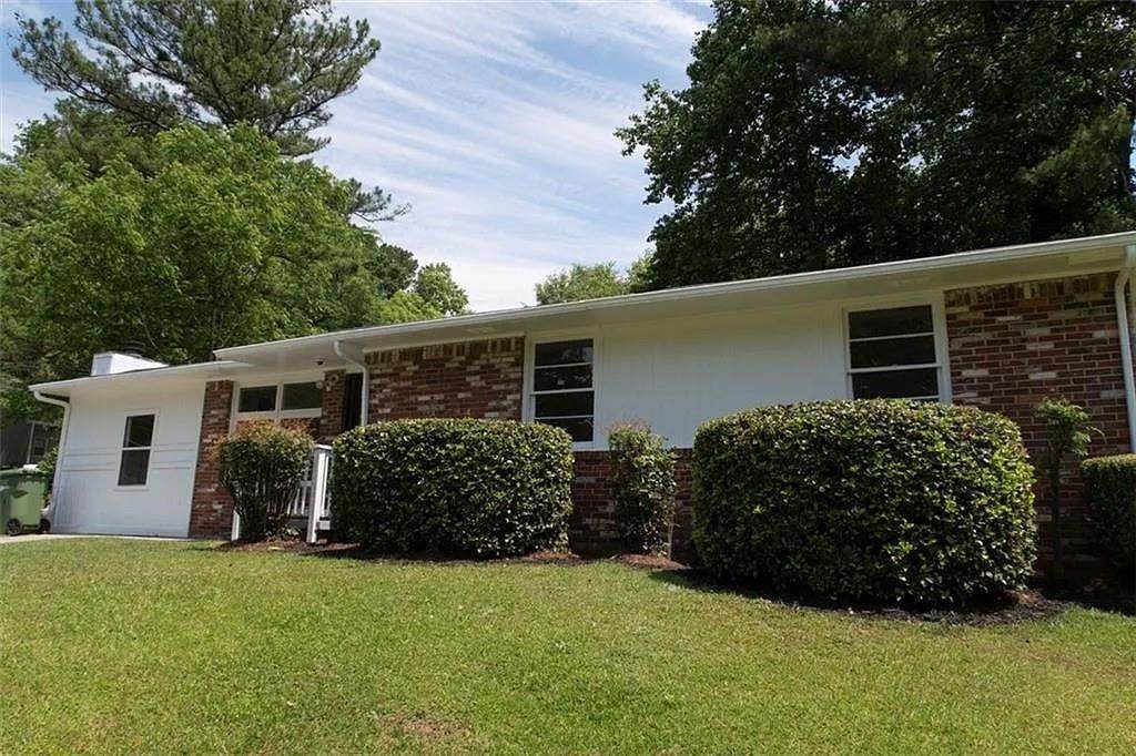 70 Ruzelle Drive - Photo 1