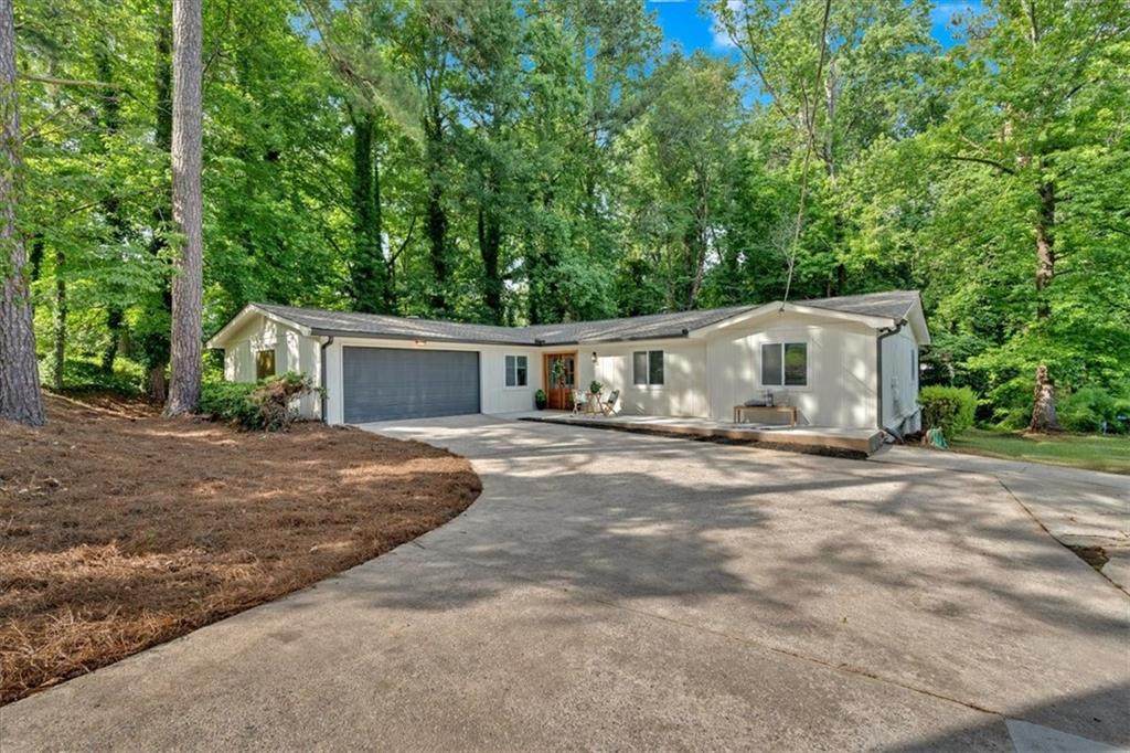 4492 Riverwood Circle - Photo 1