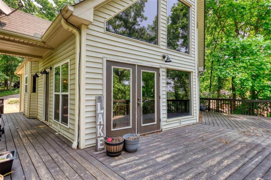 833 Bear Creek Point - Photo 1