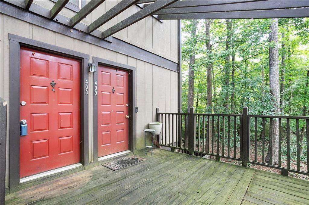 408 River Run Drive - Photo 1